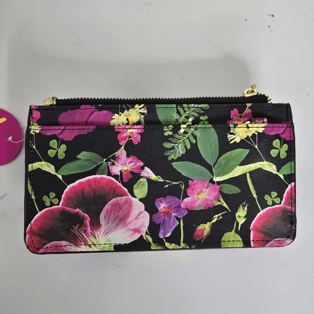 NWT Betsey Johnson Black Floral Faux Leather Bifold Wallet